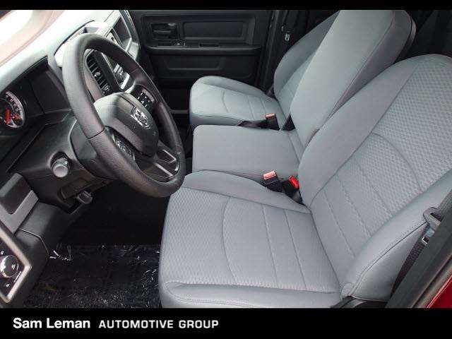 2017 RAM Ram Pickup 1500 4x4 Express 4dr Quad Cab 6.3 ft. SB Pickup